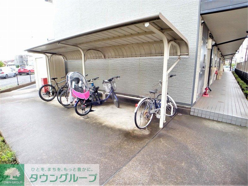 その他　駐輪場完備