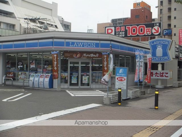 コンビニ　ローソン（コンビニ）まで192m