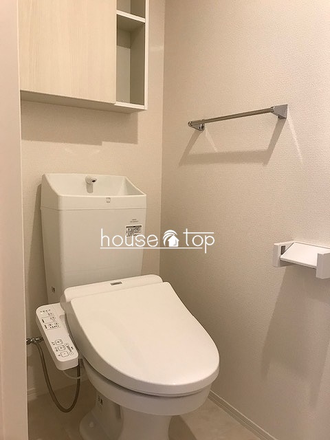 トイレ　●実際のお部屋の写真です