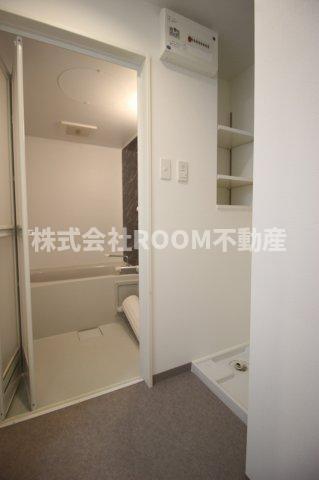 洗面設備　使いやすい洗面所です