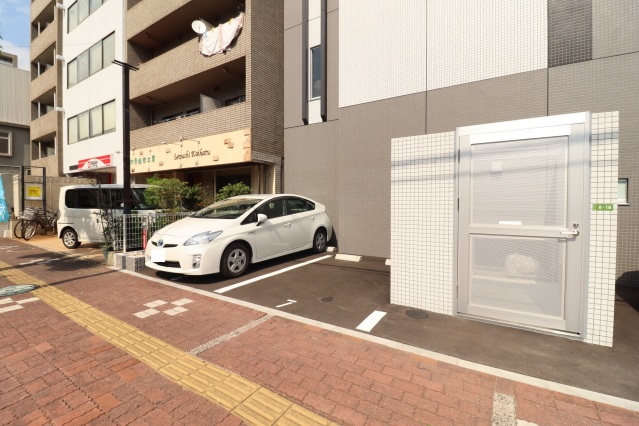 スーパー　スパーク御幸の杜店（スーパー）まで811m