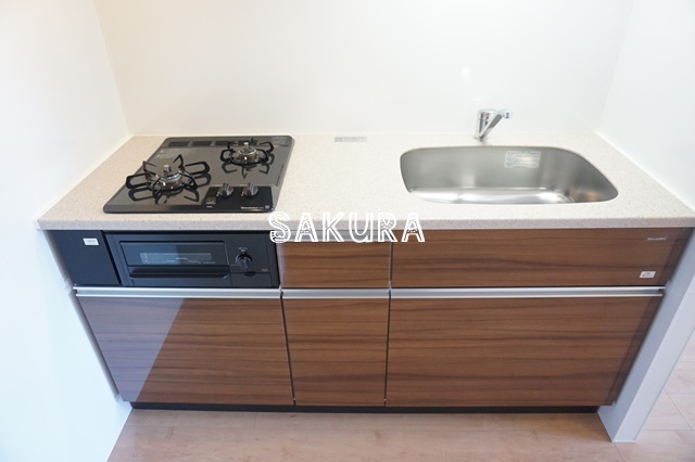 キッチン　広々使える快適な調理スペースです♪
