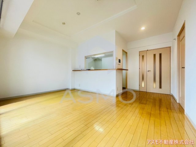 居室・リビング　同マンション別部屋　参考写真