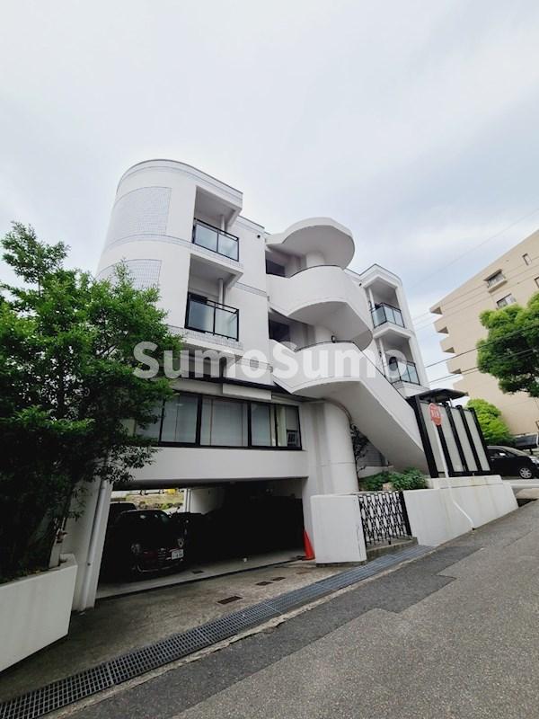 建物外観　外観は落ち着いています