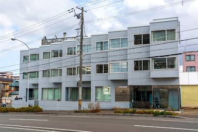病院　医療法人新札幌整形外科病院（病院）まで180m