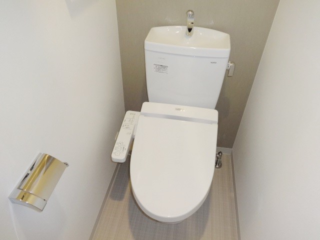 トイレ　温水洗浄便座で冬も安心ですね☆