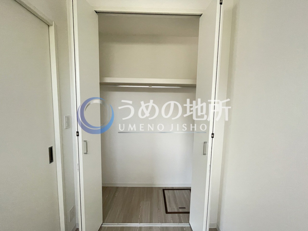収納　洋室収納