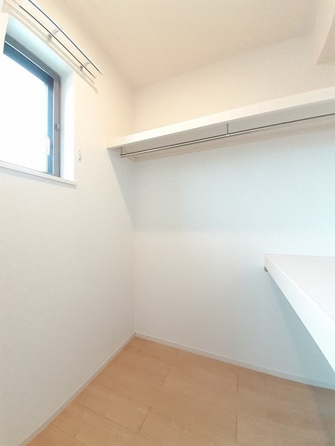 収納　図面と現状に相違がある場合には現状を優先