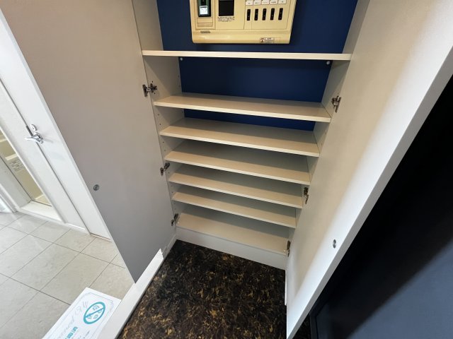 玄関　シューズBOX