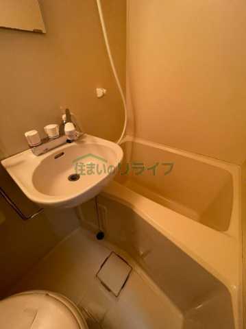 バス・シャワールーム　別部屋参考写真