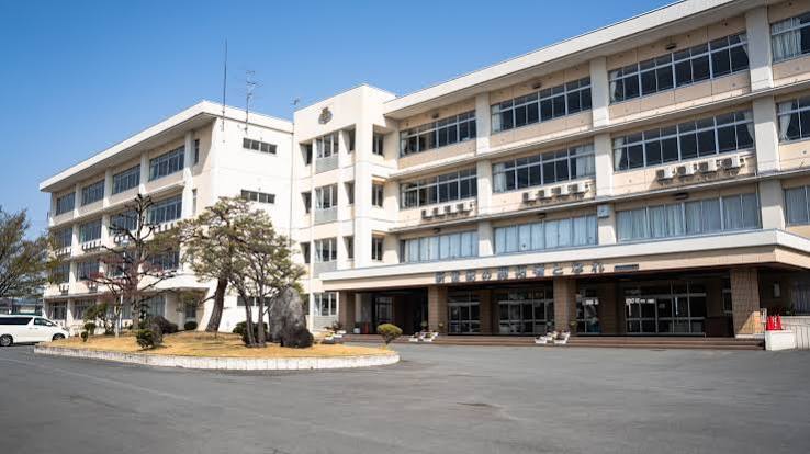 中学校　天童市立第四中学校（中学校）まで477m