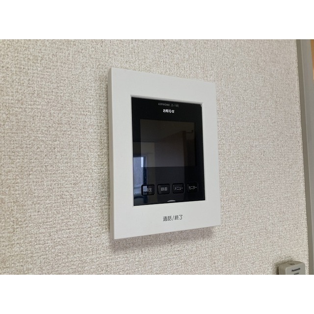 セキュリティ　モニター付きインターホン