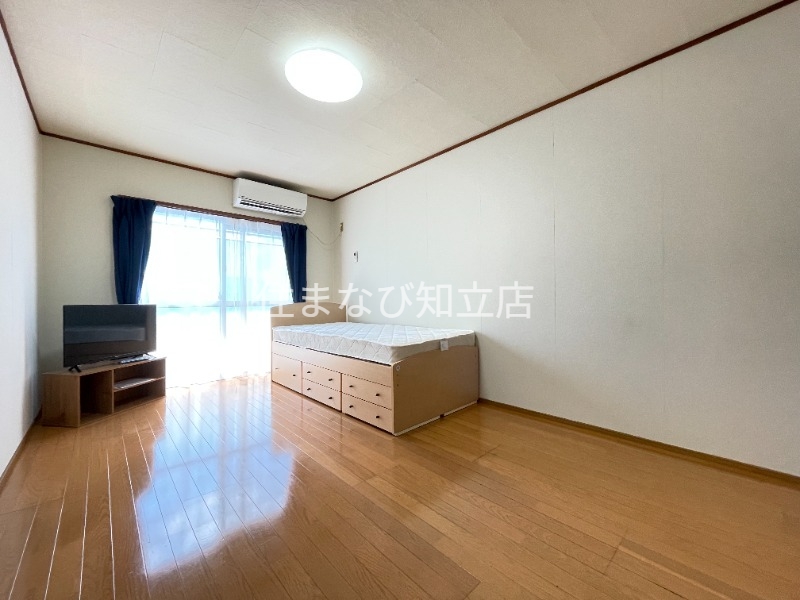 居室・リビング　別部屋写真