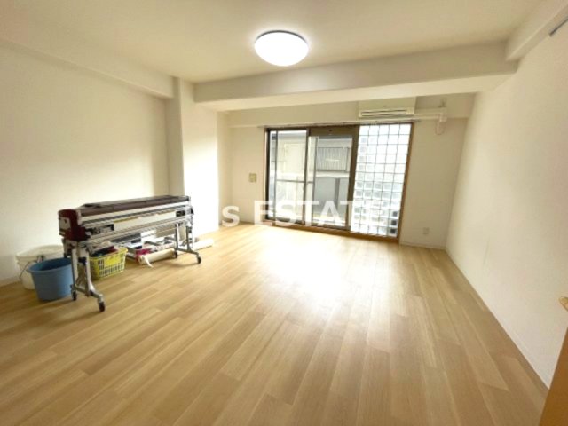 山陽電鉄本線 高速長田駅 徒歩6分 6階建 築21年の居間写真