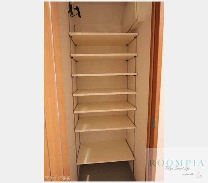 収納　※同タイプの別のお部屋です。
