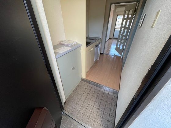 玄関　※別部屋の写真です