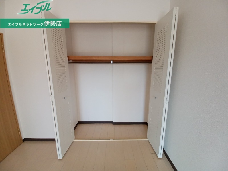 収納　同型反転写真