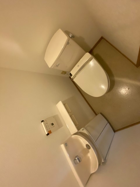 トイレ　別号室の写真