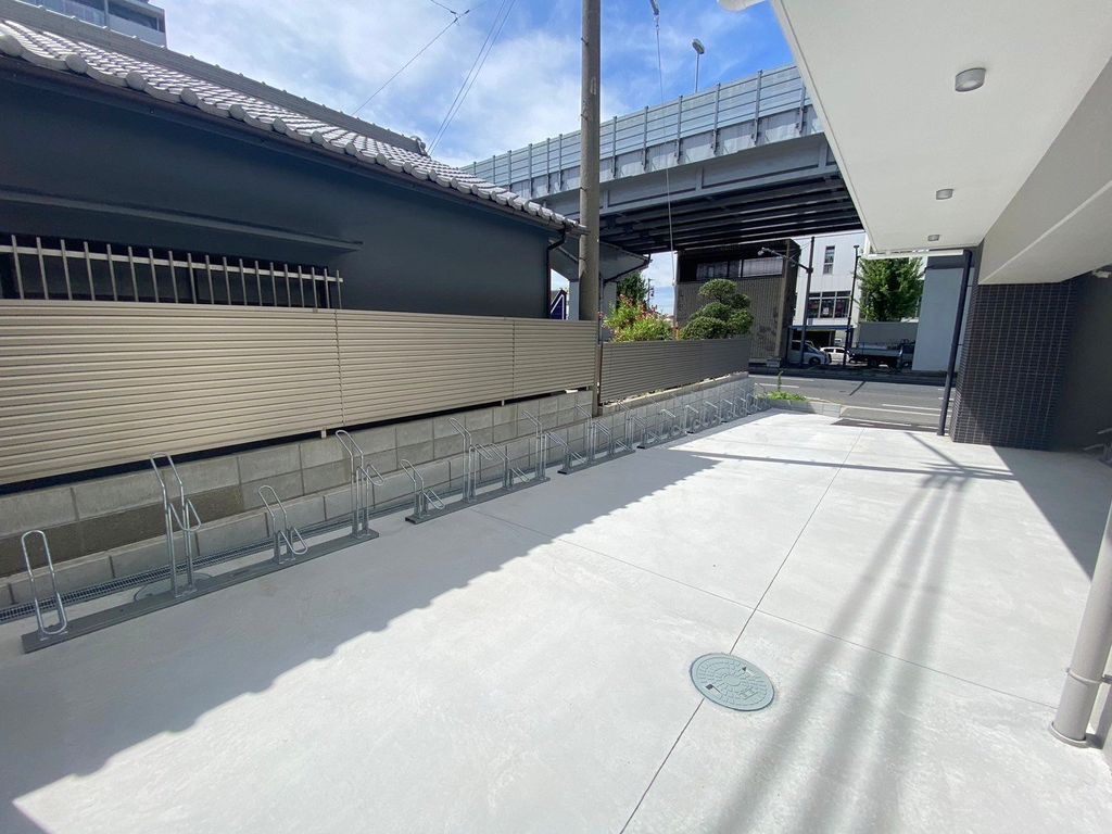 駐車場　駐車場