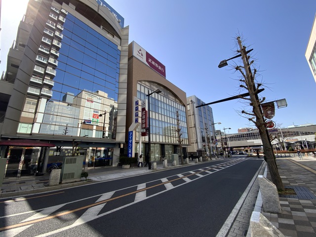 銀行　武蔵野銀行越谷支店（銀行）まで210m