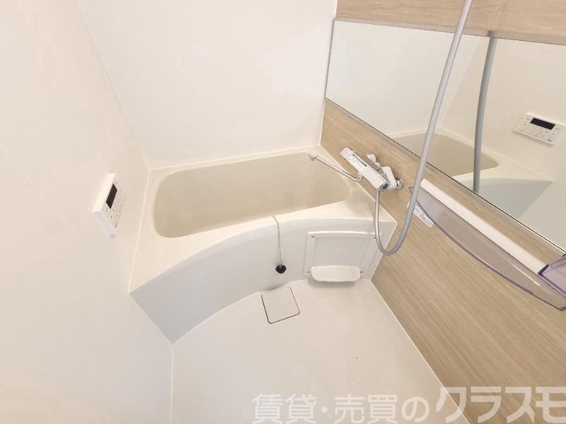 バス・シャワールーム　浴室乾燥機付きバス♪