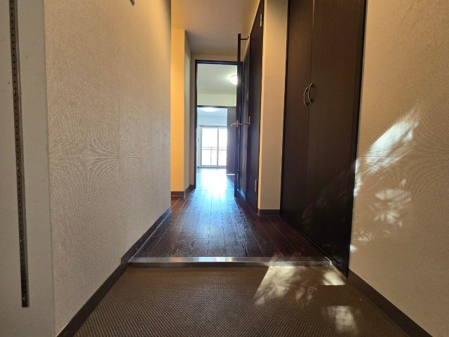玄関　詳細は、RISUMO江坂本店までお問合せください♪