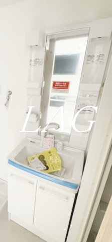 洗面設備　独立洗面台です。