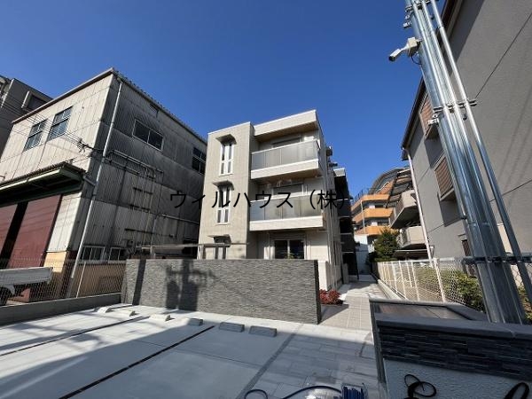 建物外観　建築中！