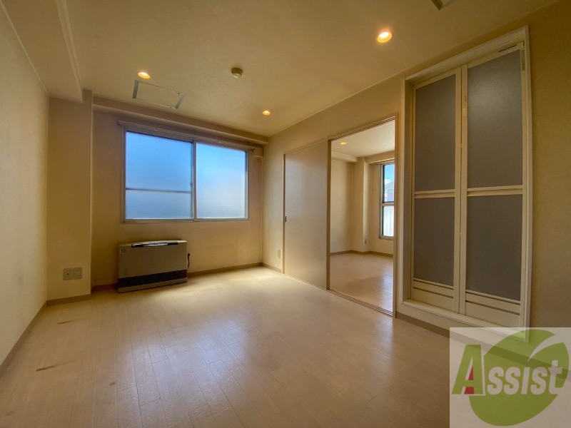 居室・リビング　明るいお部屋は気持ちよく過ごせそうですね。