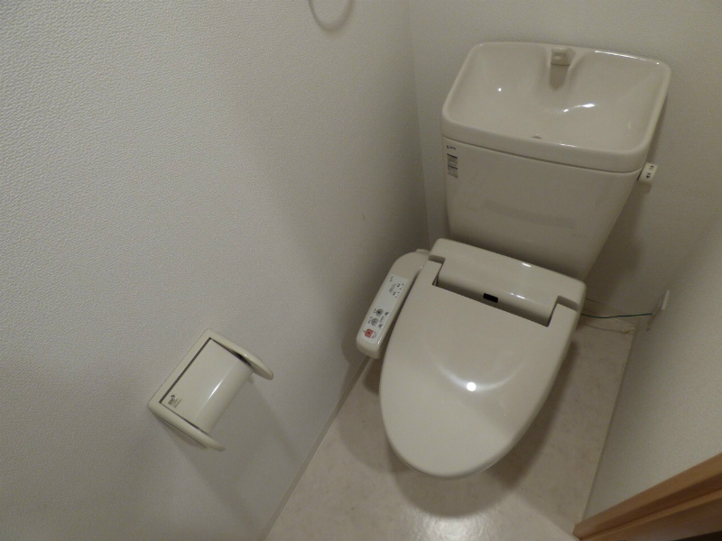 トイレ　別部屋参考写真