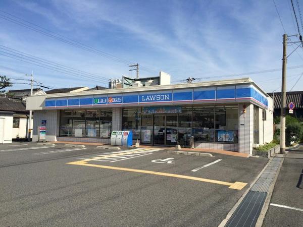 コンビニ　ローソン泉大津東港町店（コンビニ）まで200m