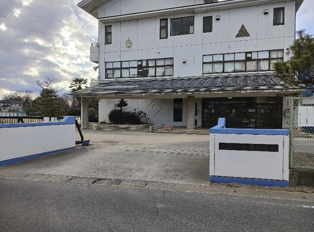 中学校　太田市立南中学校（中学校）まで860m
