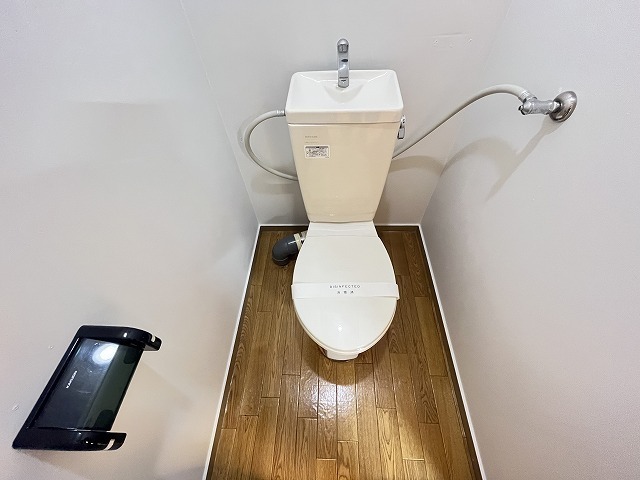 トイレ　トイレ