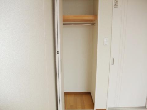 収納　クローゼット