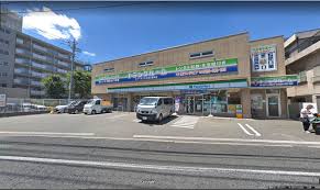 コンビニ　ファミリーマート 東久留米本町二丁目店（コンビニ）まで347m