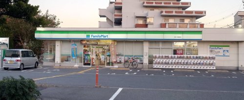 コンビニ　ファミリーマート 豊中浜店（コンビニ）まで672m