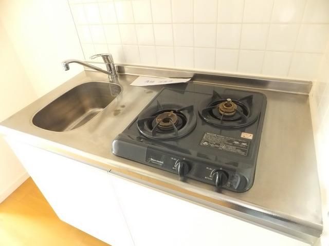 キッチン　★2口コンロ付きのシステムキッチンです★