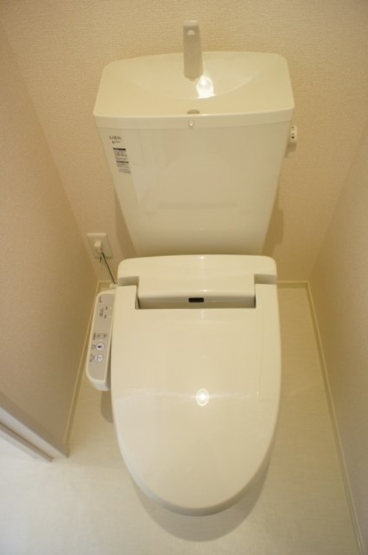 トイレ　図面と現状に相違がある場合には現状を優先