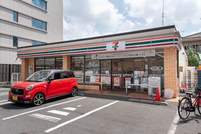 コンビニ　セブンイレブン 江戸川東小岩4丁目店（コンビニ）まで440m