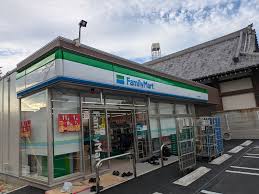コンビニ　ファミリーマート 吹上駅南店（コンビニ）まで1000m