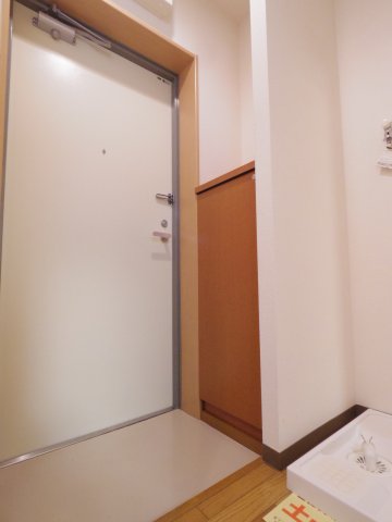 玄関　【参考写真】シューズボックス付