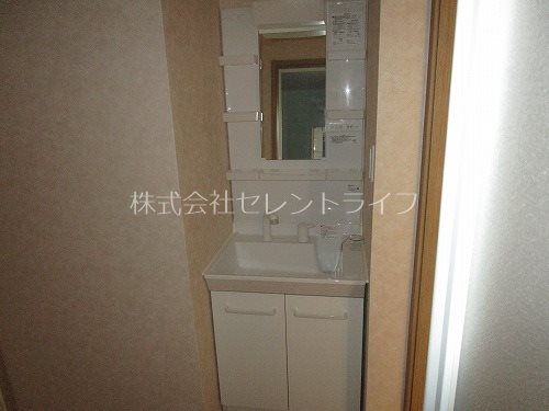 洗面設備　洗面化粧台