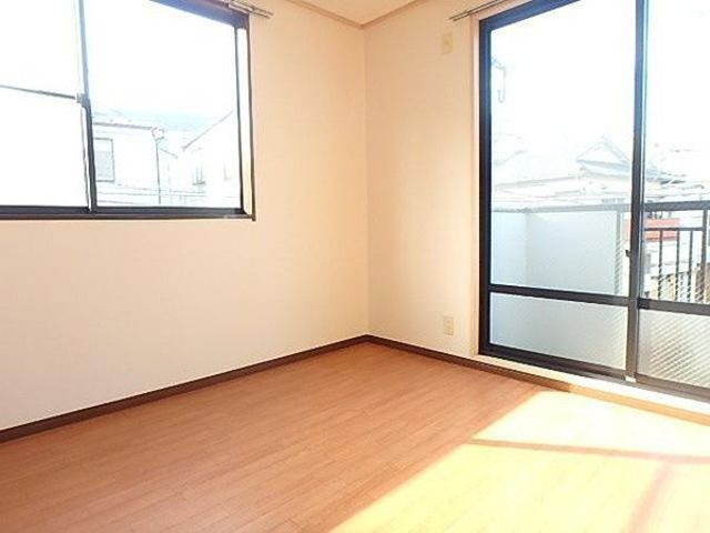 居室・リビング　別部屋参考写真