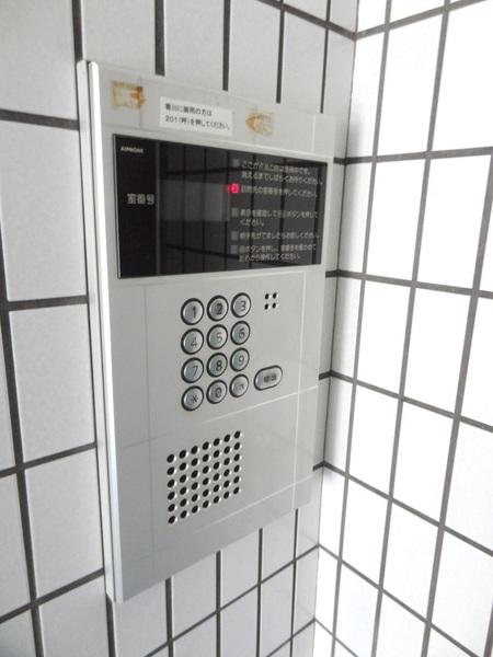 セキュリティ　★オートロック完備★