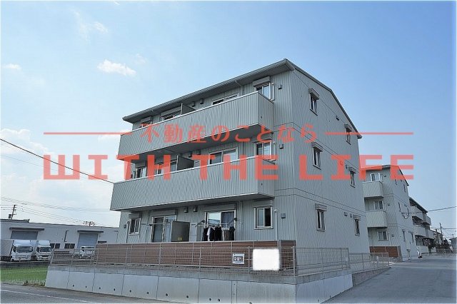 建物外観　落ち着いた雰囲気の外観です