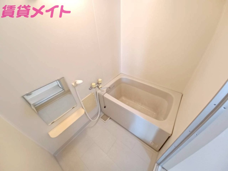バス・シャワールーム　同型参考写真