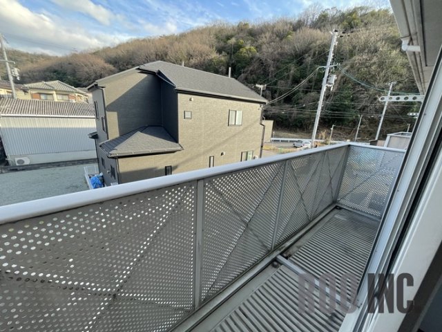 バルコニー　写真は反転のお部屋です