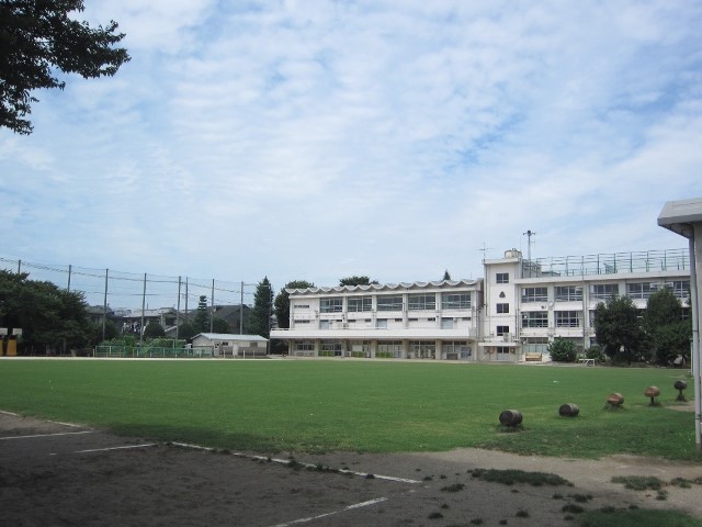 小学校　練馬区立 中村小学校（小学校）まで873m