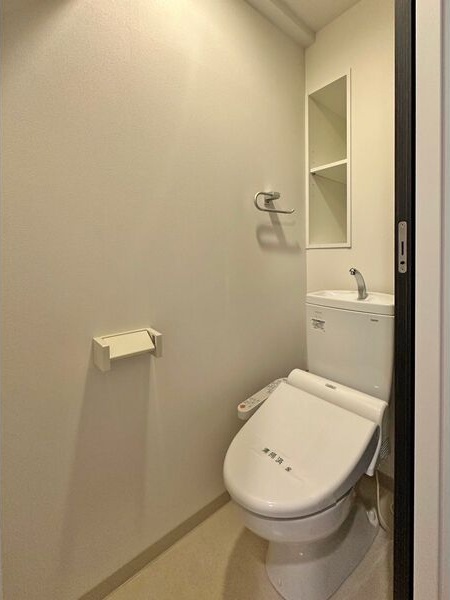 ＪＲ東西線 大阪天満宮駅 徒歩3分 11階建 築14年のトイレ写真