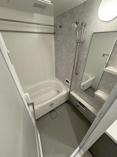 バス・シャワールーム　同仕様タイプ　参考写真